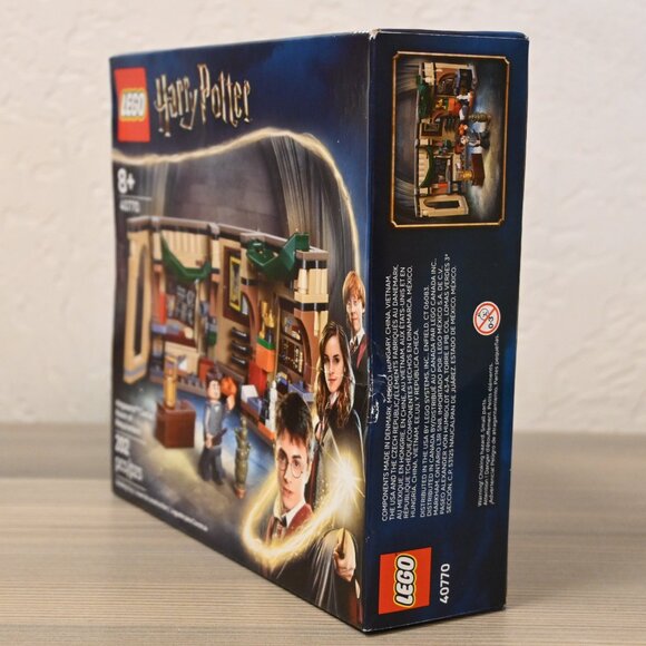 Lego Harry Potter Hogwarts Castle: Room of Requirement (40770) - Picture 4 of 6